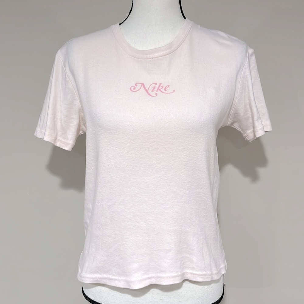 Nike T-Shirt Premium Cotton Pale Pink Size L